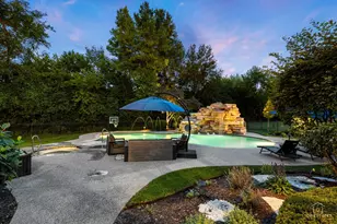 10N618 Manchester Ln, Elgin, IL 60124 - Photo 69