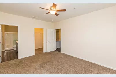 60 W Main Street #323, Lake Zurich, IL 60047 - Photo 7