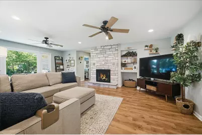 17W040 Oak Lane, Bensenville, IL 60106 - Photo 3