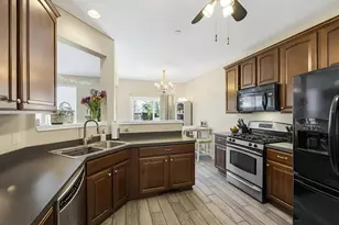 1513 Yellowstone Dr, Streamwood, IL 60107 - Photo 7