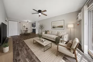 9954 S 84th Terrace S, Palos Hills, IL 60465 - Photo 3
