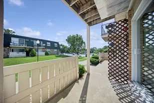 9954 S 84th Terrace S, Palos Hills, IL 60465 - Photo 19