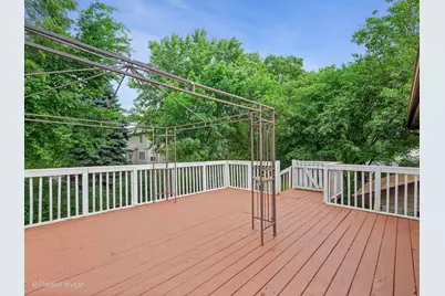 290 Loveland Drive, Glendale Heights, IL 60139 - Photo 23