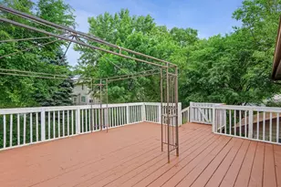 290 Loveland Dr, Glendale Heights, IL 60139 - Photo 23