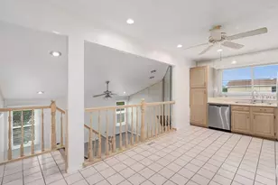 290 Loveland Dr, Glendale Heights, IL 60139 - Photo 7