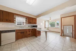 3846 W 84th Pl, Chicago, IL 60652 - Photo 3