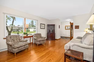 441 Tupelo Ave, Naperville, IL 60540 - Photo 5