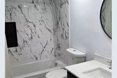 301 Lake Hinsdale Drive #108, Willowbrook, IL 60527 - Photo 9