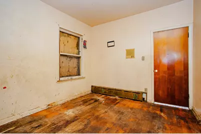8255 S Saint Lawrence Avenue, Chicago, IL 60619 - Photo 13