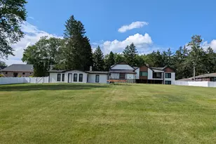 675 W Gilbert Rd, Palatine, IL 60067 - Photo 17