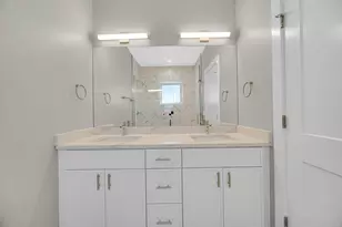 3225 S Halsted St, Chicago, IL 60608 - Photo 13