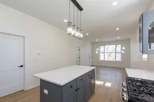 2036 N Hoyne Ave, Chicago, IL 60647 - Photo 7