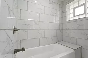 847 W 50th St, Chicago, IL 60609 - Photo 17
