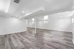 847 W 50th St, Chicago, IL 60609 - Photo 15