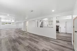 847 W 50th St, Chicago, IL 60609 - Photo 13