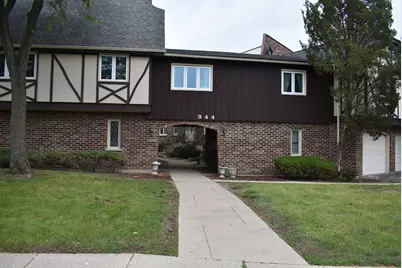 844 Village Quarter Road #B5, West Dundee, IL 60118 - Photo 1