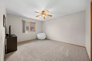 800 Lisdowney Dr, Lockport, IL 60441 - Photo 19