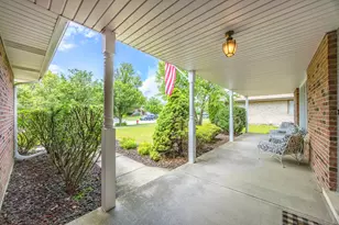800 Lisdowney Dr, Lockport, IL 60441 - Photo 3