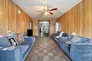 541 W Root St, Chicago, IL 60609 - Photo 5