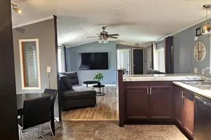 394 Daren Dr, Lynwood, IL 60411 - Photo 3