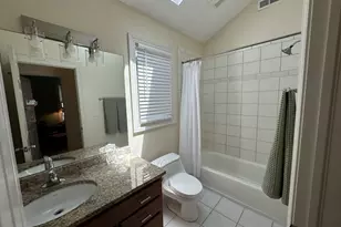 2111 N Whipple St, Chicago, IL 60647 - Photo 19