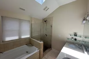 2111 N Whipple St, Chicago, IL 60647 - Photo 17