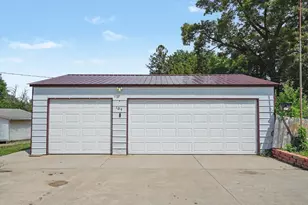 104 N Lime St, Albany, IL 61230 - Photo 23