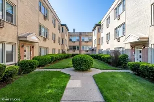 2003 W Touhy Ave, Chicago, IL 60645 - Photo 1