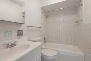 2003 W Touhy Ave, Chicago, IL 60645 - Photo 5