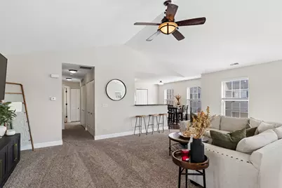 222 Bakers Drive W #222, Lakemoor, IL 60051 - Photo 5