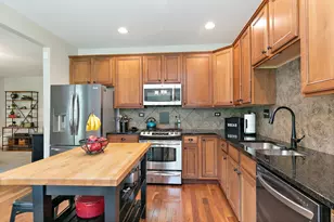 1102 Pine Valley Ct, Elgin, IL 60124 - Photo 13