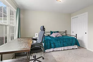 1102 Pine Valley Ct, Elgin, IL 60124 - Photo 21