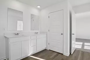 7076 Fair Oaks Rd, Racine, WI 53406 - Photo 21