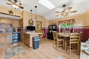10606 W Eastwood Rd, Beach Park, IL 60087 - Photo 3