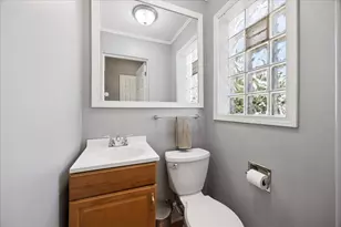 1646 Portsmouth Ave, Westchester, IL 60154 - Photo 11