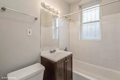 435 E Oakwood Boulevard #31, Chicago, IL 60653 - Photo 5