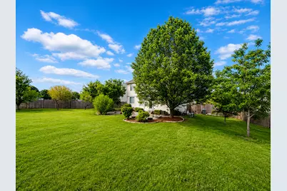 210 Balmoral Court, Glendale Heights, IL 60139 - Photo 5