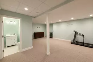 210 Balmoral Ct, Glendale Heights, IL 60139 - Photo 29