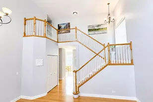 210 Balmoral Ct, Glendale Heights, IL 60139 - Photo 17