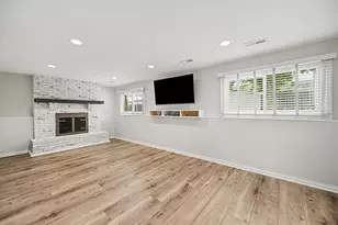 1967 Nottingham Ln, Wheaton, IL 60189 - Photo 23