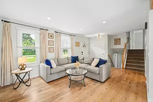1967 Nottingham Ln, Wheaton, IL 60189 - Photo 7