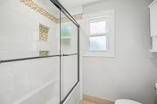 1967 Nottingham Ln, Wheaton, IL 60189 - Photo 19