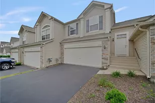 1717 Fieldstone Dr S, Shorewood, IL 60404 - Photo 3