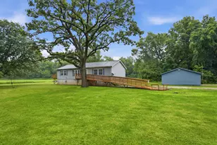 211 Bridge St, Millington, IL 60537 - Photo 21