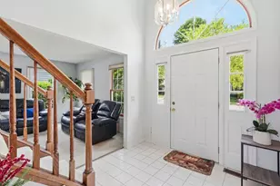 930 Ripple Brook Ln, Elgin, IL 60120 - Photo 3