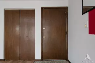 10323 Mayfield Ave, Oak Lawn, IL 60453 - Photo 5