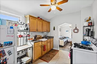 5725 W Giddings St, Chicago, IL 60630 - Photo 7
