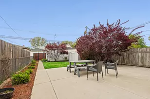 5725 W Giddings St, Chicago, IL 60630 - Photo 57