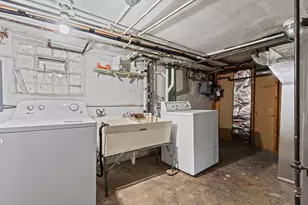 5725 W Giddings St, Chicago, IL 60630 - Photo 55