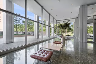 2400 N Lakeview Avenue #402, Chicago, IL 60614 - Photo 3